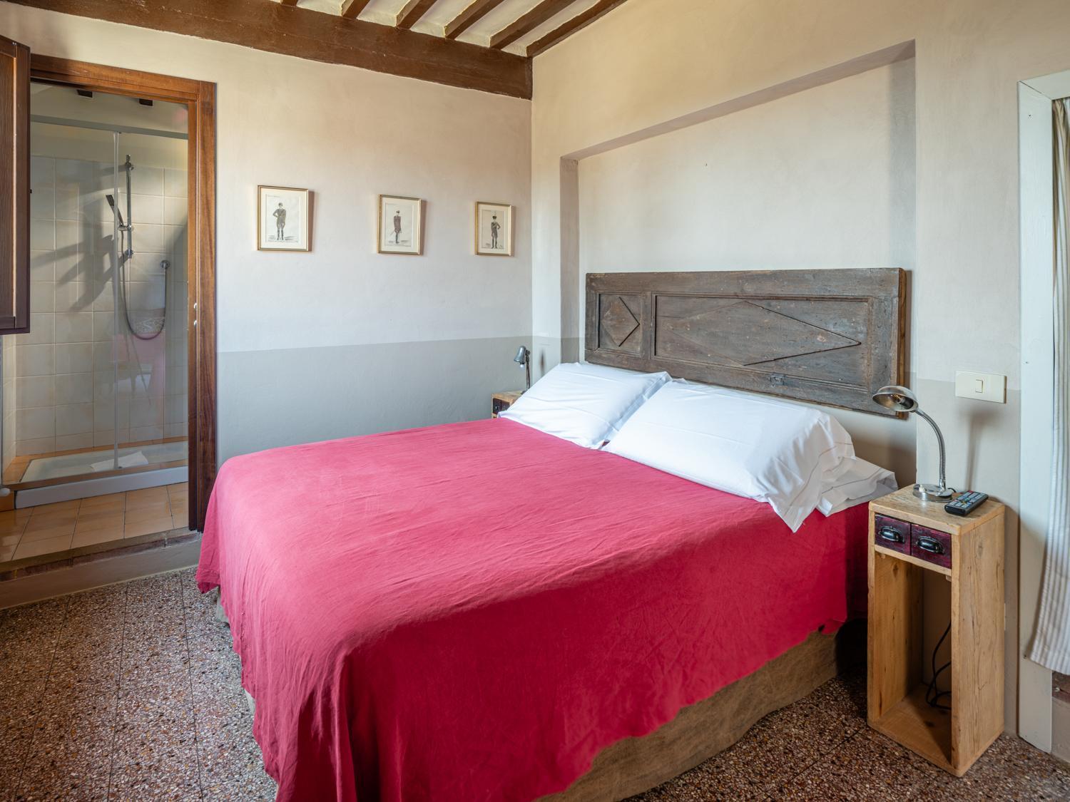 Rooms And Wine Al Castello 蒙特里久尼 外观 照片