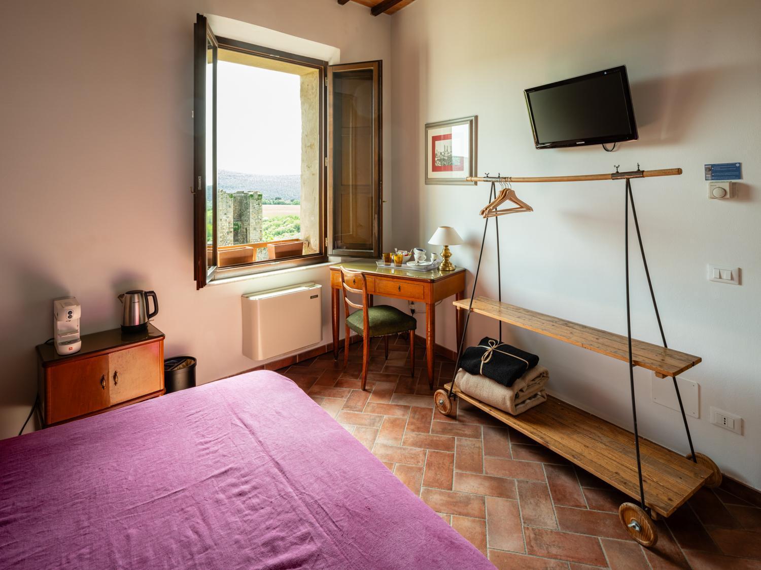 Rooms And Wine Al Castello 蒙特里久尼 外观 照片