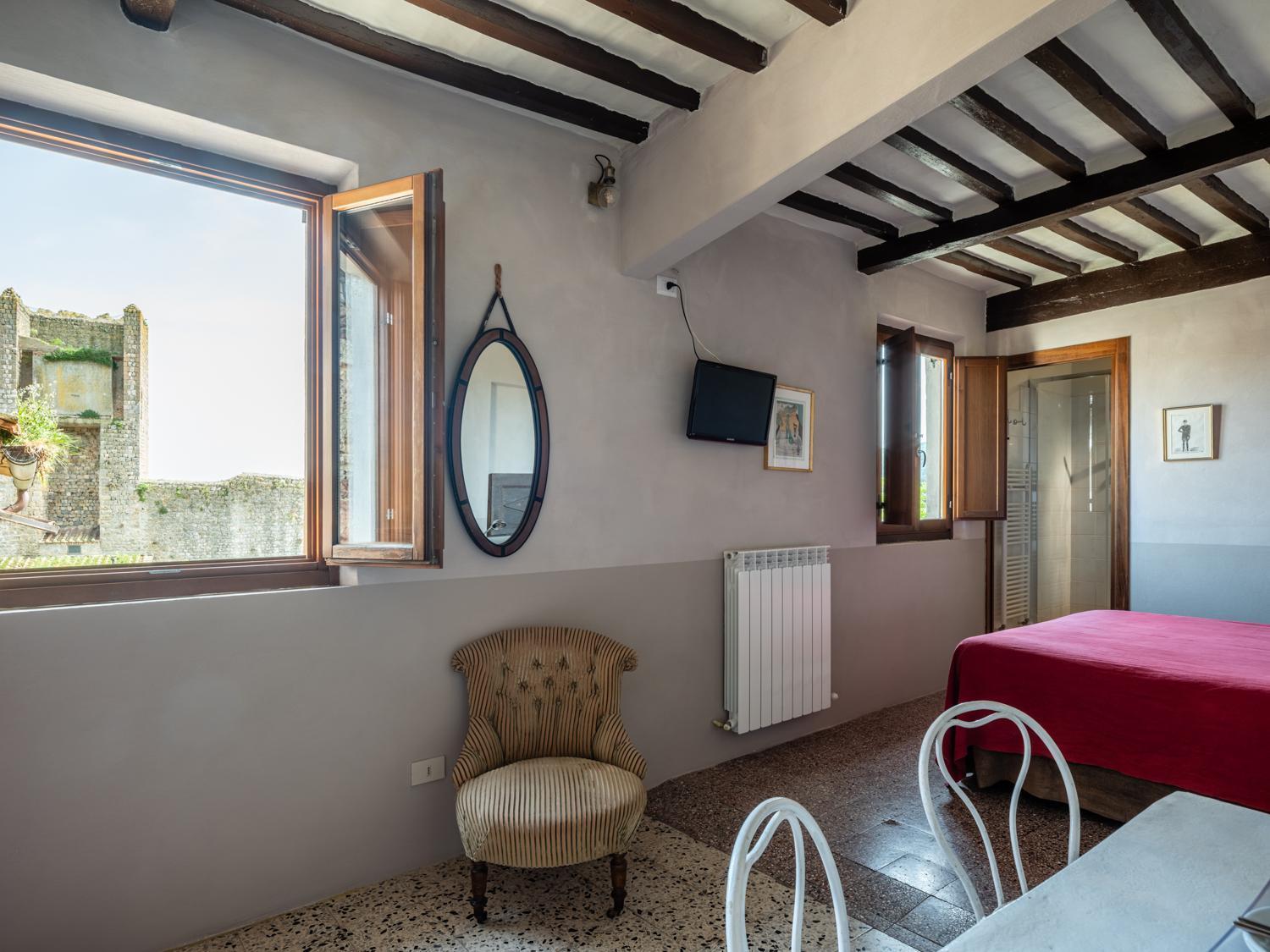 Rooms And Wine Al Castello 蒙特里久尼 外观 照片