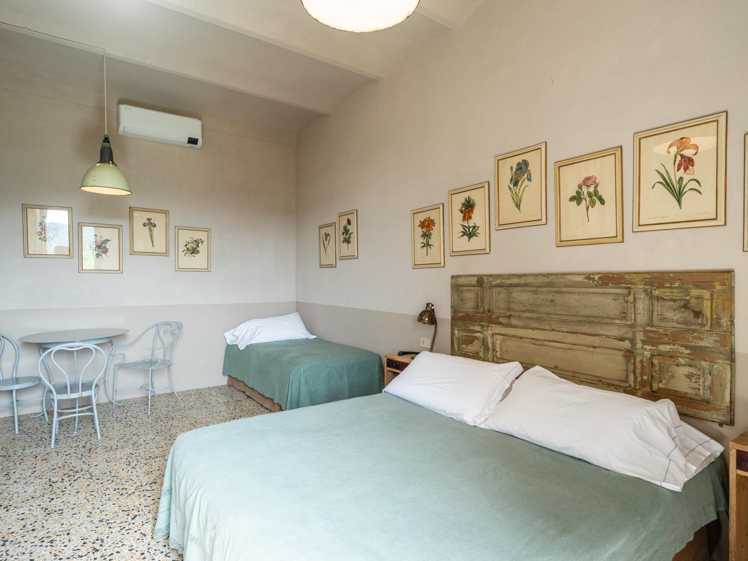 Rooms And Wine Al Castello 蒙特里久尼 外观 照片