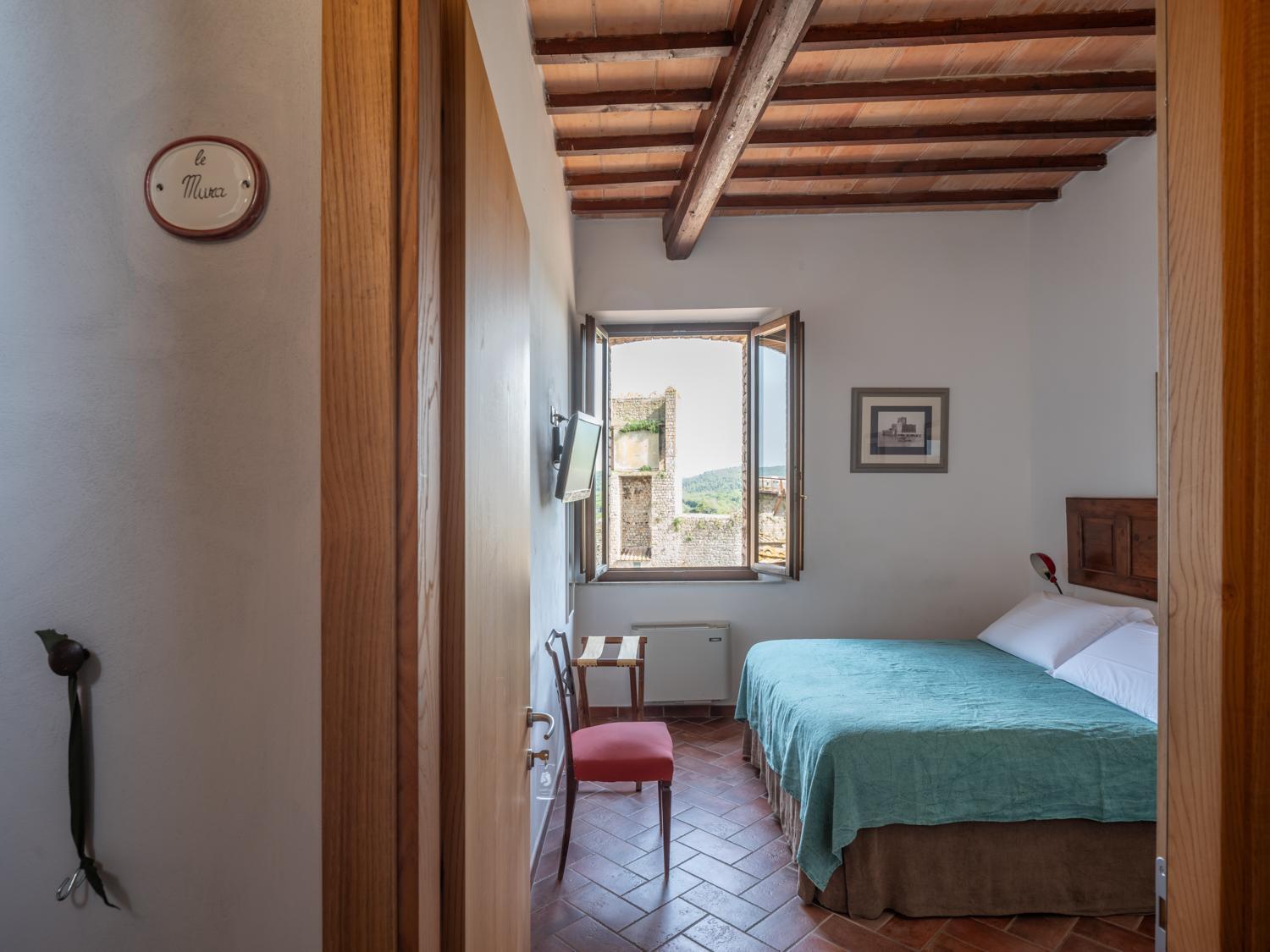 Rooms And Wine Al Castello 蒙特里久尼 外观 照片